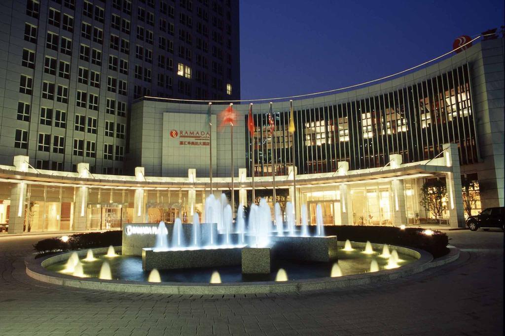 Ramada Plaza Shanghai Gateway Exterior photo