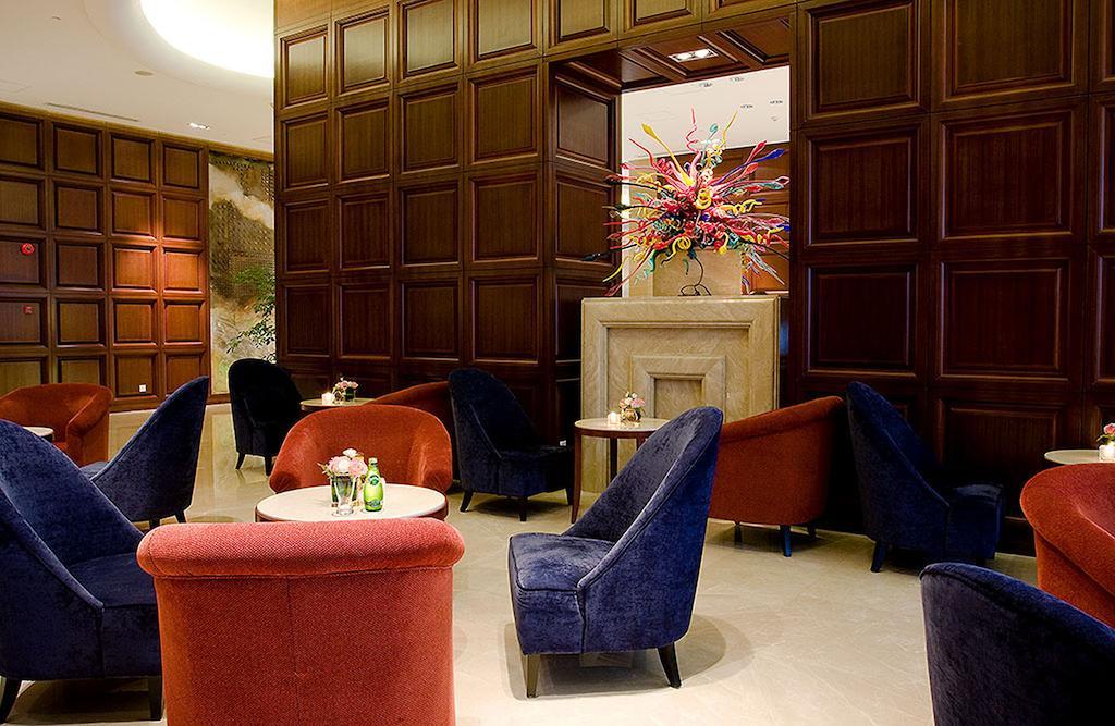 Ramada Plaza Shanghai Gateway Exterior photo