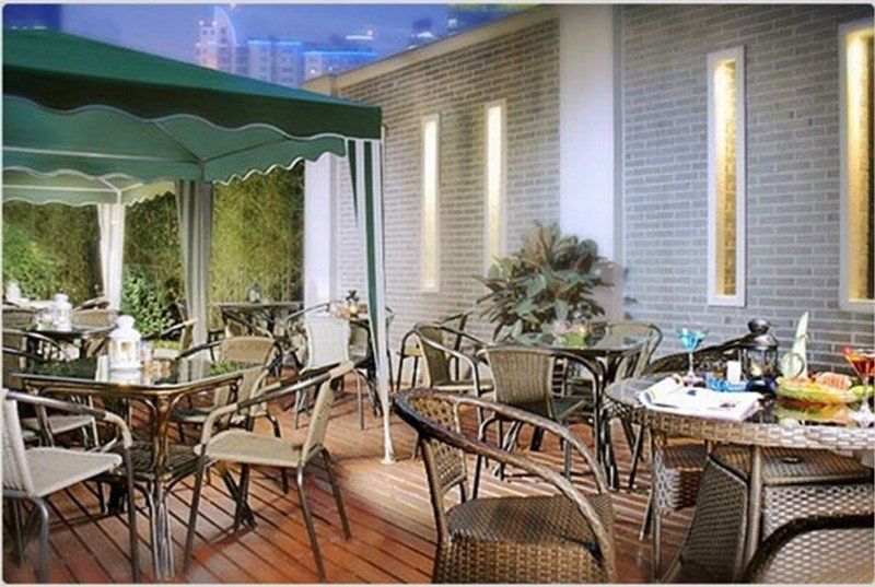 Ramada Plaza Shanghai Gateway Exterior photo