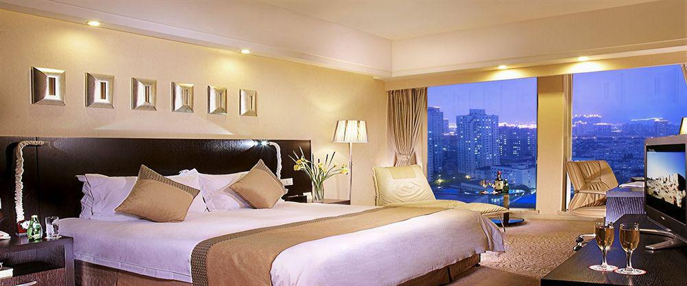 Ramada Plaza Shanghai Gateway Exterior photo